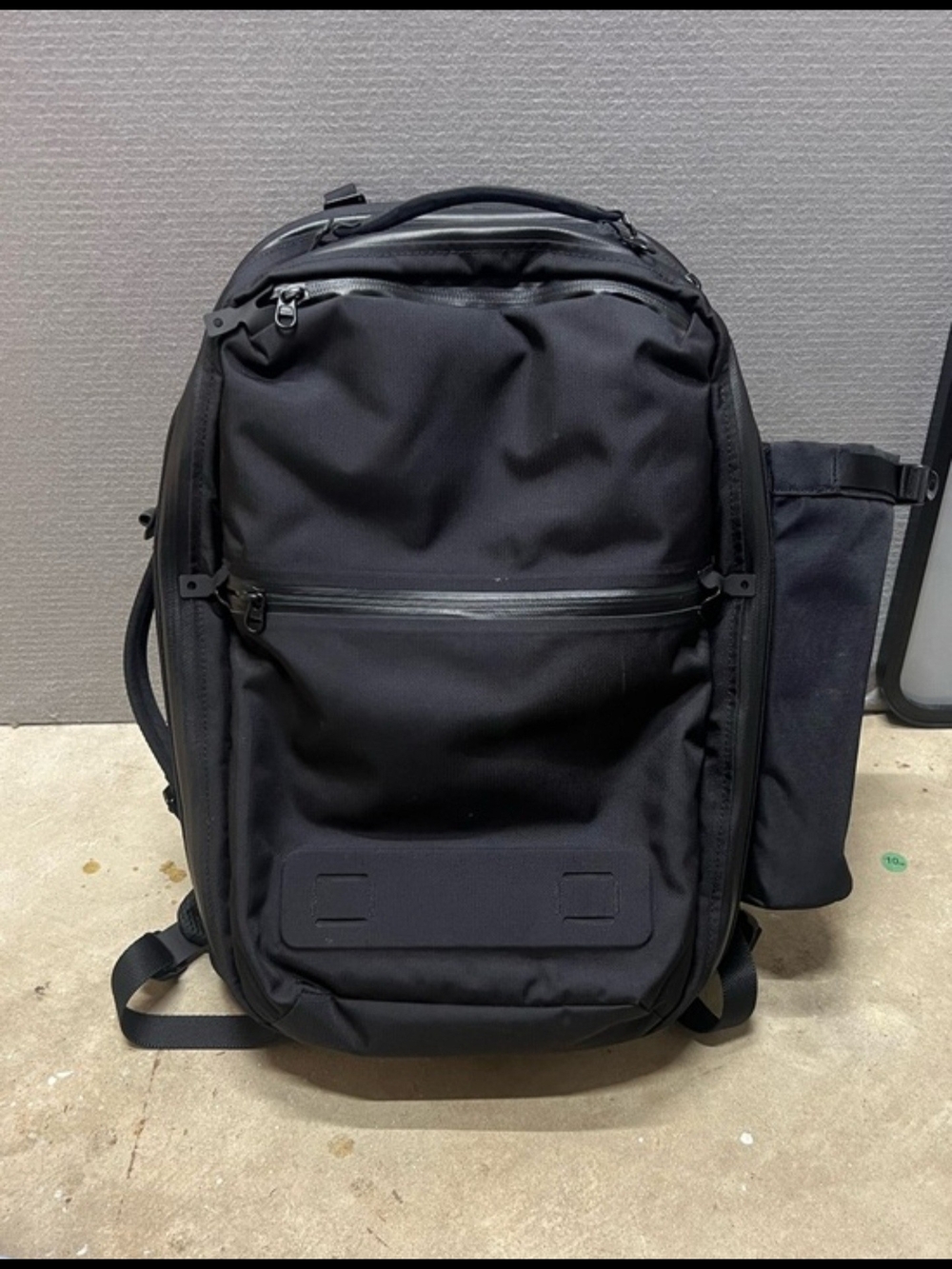 Black Ember Citadel R3 25L